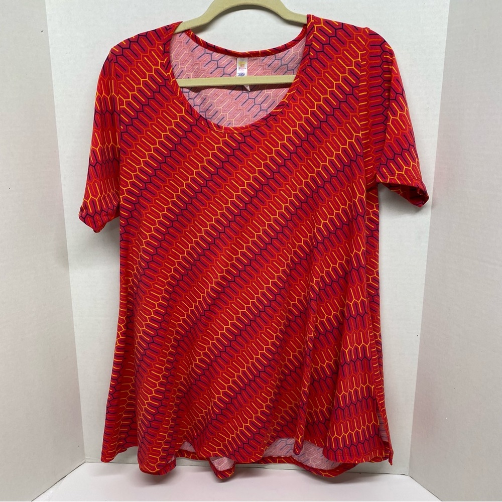 LuLaRoe Classic Tee Comfy Size Medium Orange Blue Red Short Sleeve Flowy Top